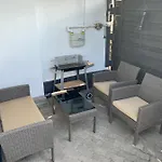 아파트 Lucky Apartmanhaz
