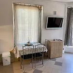 Lucky Apartmanhaz 발라톤엘