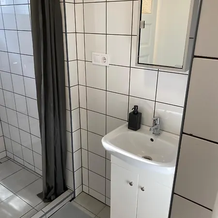 Lucky Apartmanhaz * Balatonlelle