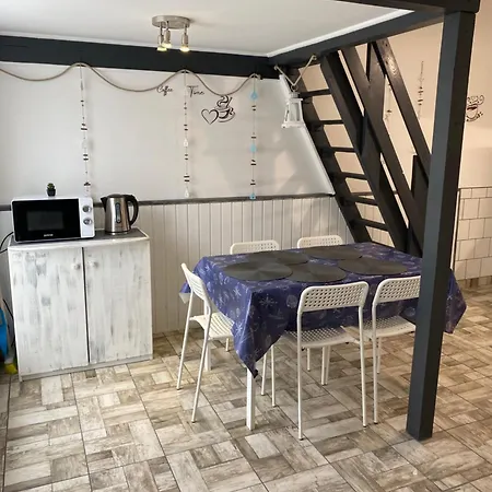 Lucky Apartmanhaz *