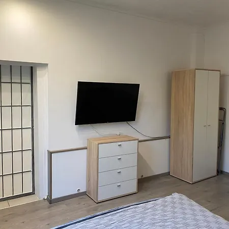 Lucky Apartmanhaz